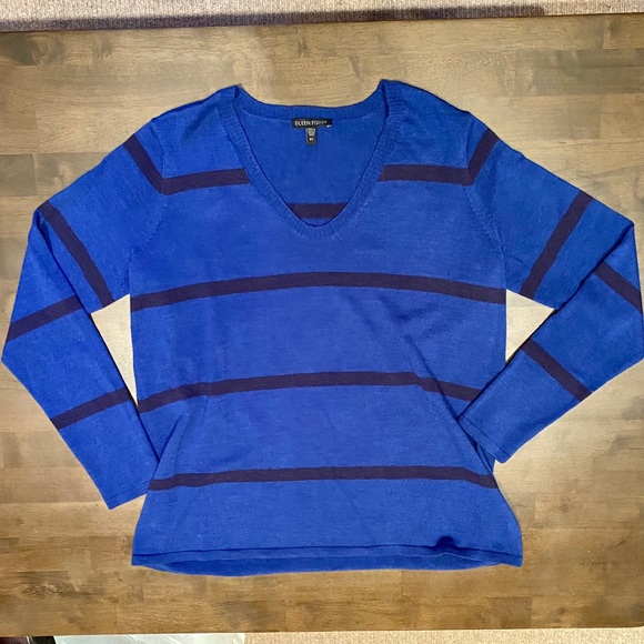 Eileen Fisher 100% Merino Wool V Neck Sweater - Picture 2 of 4